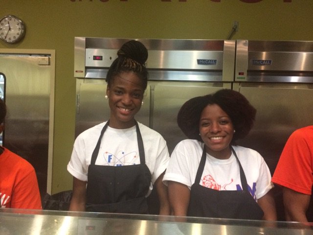 science_fmu's tweet photo. FMU Science Club serving with Bahamian Connection at Midnight Breakfast! https://t.co/MLLmMBKv53