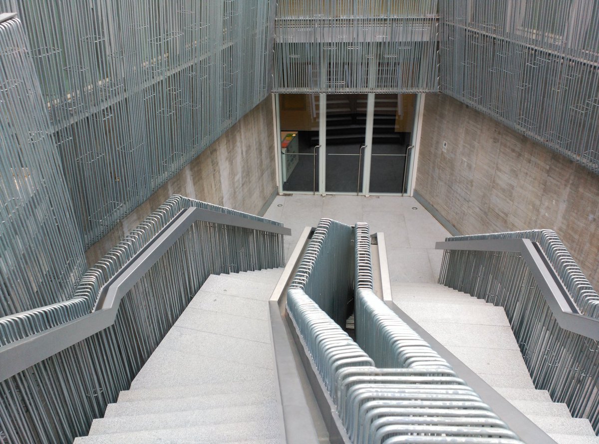 merigmmm's tweet photo. @OpenHouseMadrid
#arquitectura#escaleras#elplacerdesubirescalones#GranFindeSemana https://t.co/I8YqeVEHoZ