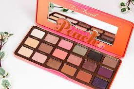 Saumieyy's tweet image. ✨Giveaway✨
RT to win a Too Faced Sweet Peach Palette!!! Must be following me and @urbandoll to win!! Good luck babes💟