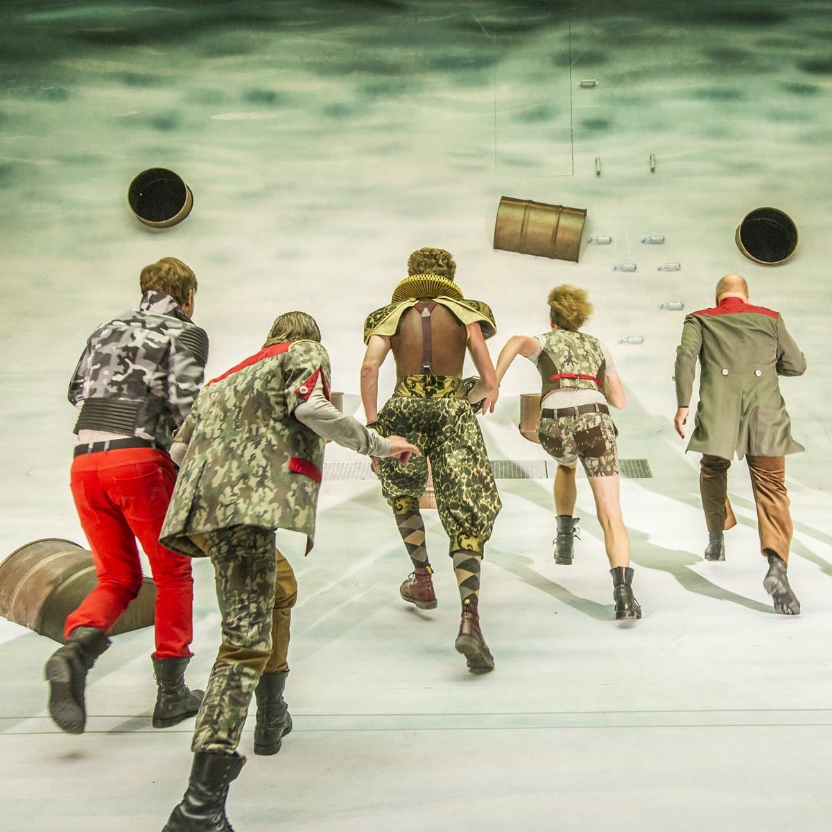 Ist #Shakespeare überhaupt noch zeitgemäß? Ja, ist er! Unter anderem am #tirolerlandestheater #thetempest