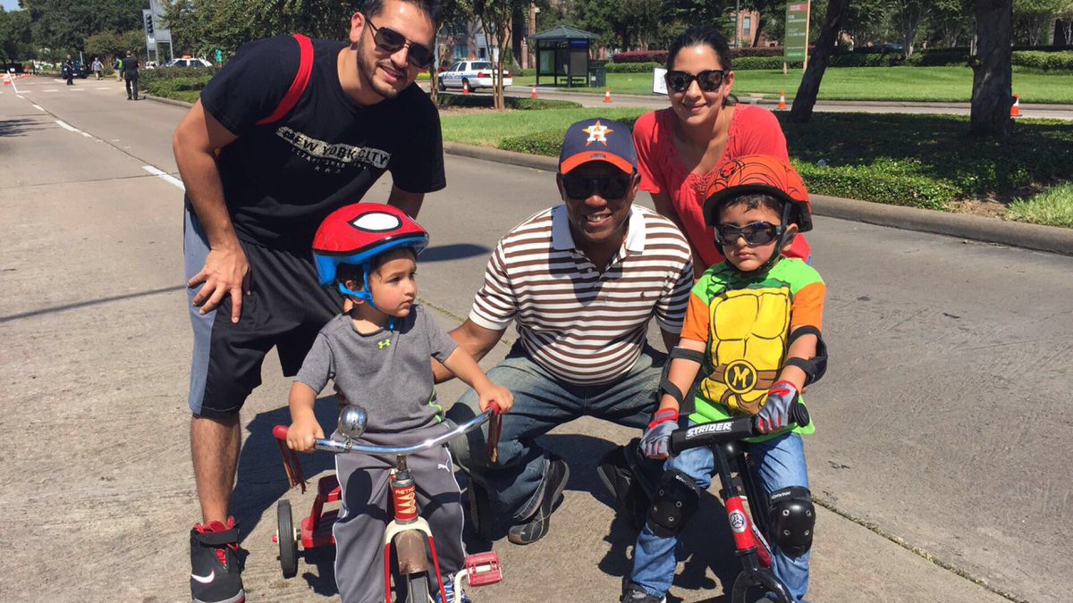 Sylvester Turner tweet media