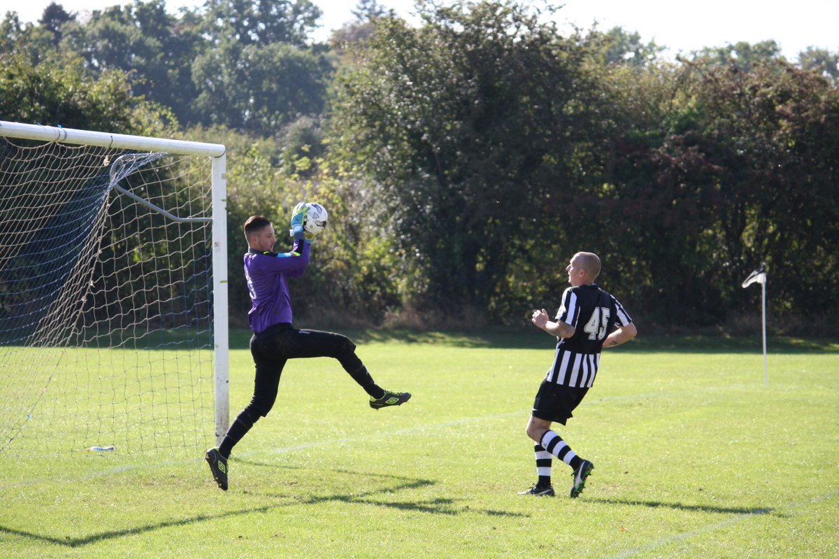 WinkfieldFc's tweet photo. @WinkfieldFc lost 5-3 to Hurricanes today. Great effort by all who played. https://t.co/ySrr21S8gv