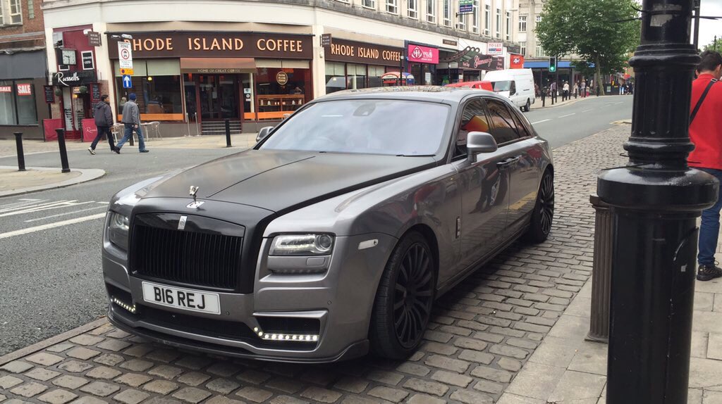 TooMuchMoney0's tweet photo. Rolls Royce feels 😍 https://t.co/JjP6c1SQa6