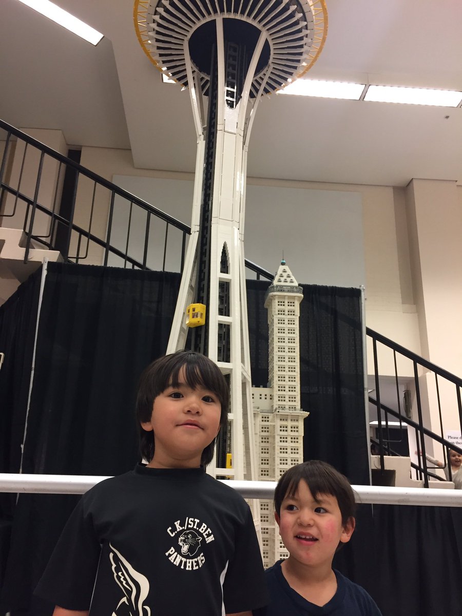 etgigantor's tweet image. Brickcon with the boys👍