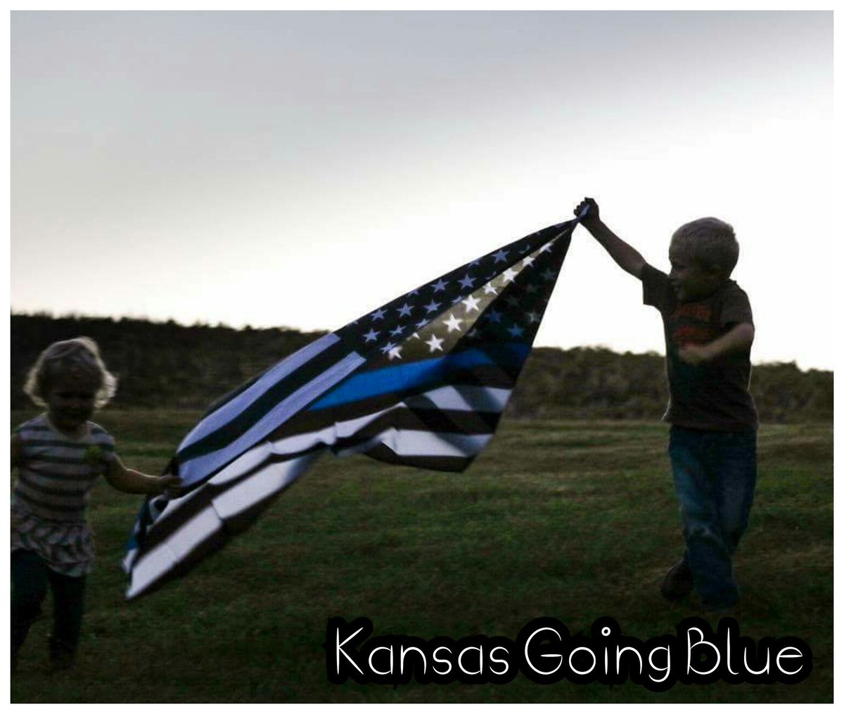 KansasGoingBlue's tweet photo. #KansasGoingBlue https://t.co/1RYw2rfIHF