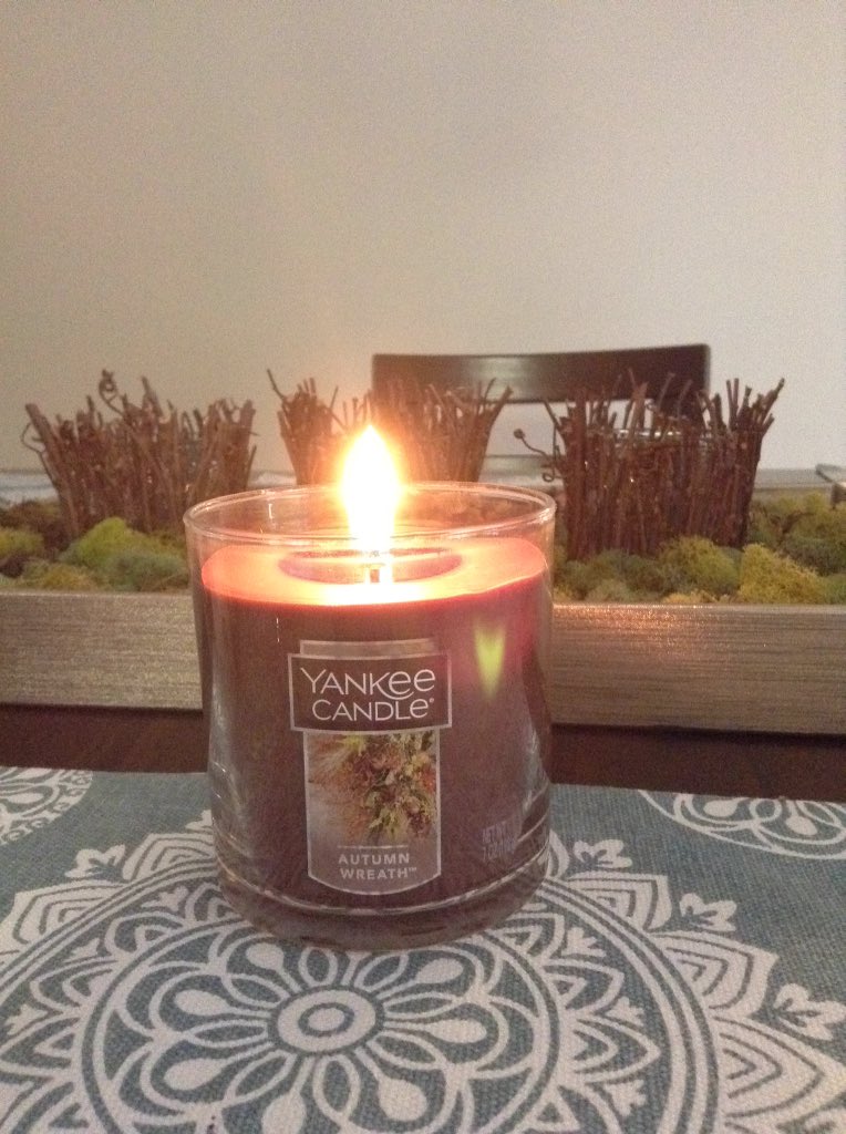 amcoppala's tweet photo. SMELLS LIKE FALL Y'ALL https://t.co/tzV8vwnOco
