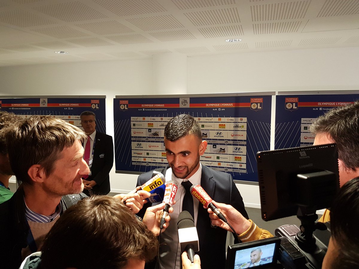 OL's tweet photo. R.Ghezzal "On est proche d'un accord, c'est long mais les négociations se passent bien" #OLASSE #teamOL https://t.co/bzSBu6Pelw