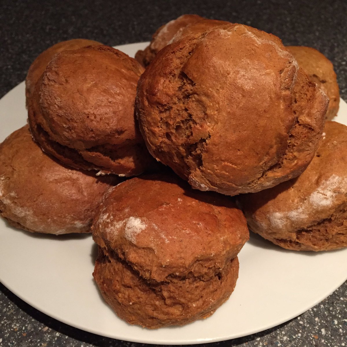 33Cafe33bofa's tweet photo. Treacle Scones - amazing #treaclescones #scones #homemade #bridgeofallan #cafe33 #afternoondelight #tastytreats #bestcoffeeandcake https://t.co/XoMXGhkujL