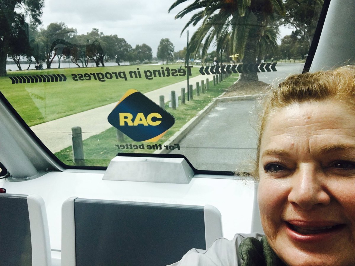 sueellery's tweet image. Thx &amp;amp; Congrats @RACWA, just did a ride on the driverless shuttle bus.
#lookmumnohands
