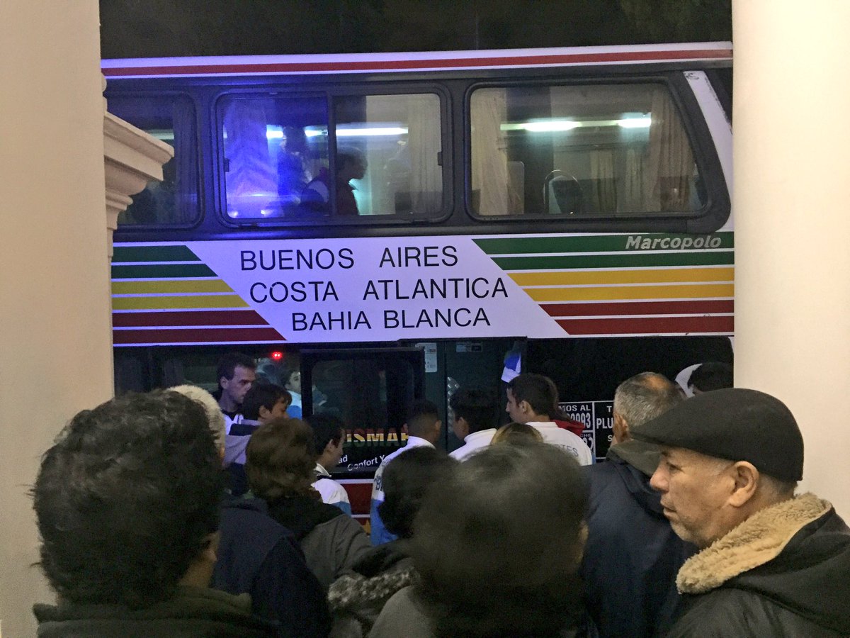 jonathanfrisa's tweet photo. En un ratito partimos hacia los torneos BA en Mar Del Plata #somosbrown https://t.co/q1ucZUvnWb