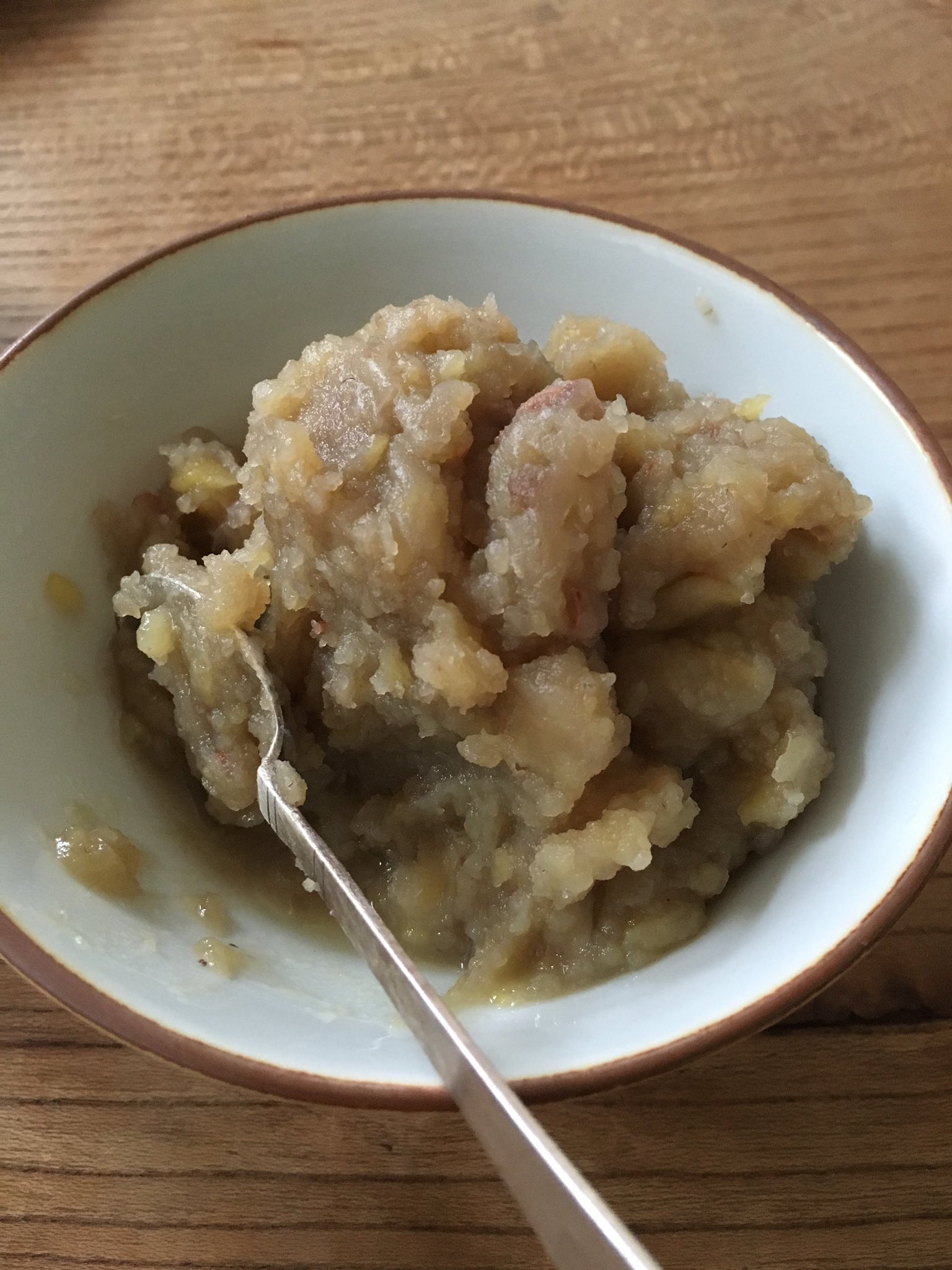 土井善晴 Auf Twitter うちの栗ジャムは はっきり言うて ほんまおいしい だれでも作れるけど 栗ゆでて 半分に切って 実ーほじり出して 鍋にいれて砂糖いれて 水おぎなって 火にかけて なじませて 煮つめるん 土井善晴 Auf Twitter うちの栗ジャムは はっきり言うて ほんまおいしい だれでも作れるけど 栗ゆでて 半分に切って 実ーほじり出して 鍋にいれて砂糖いれて 水おぎなって 火にかけて なじませて 煮つめるん