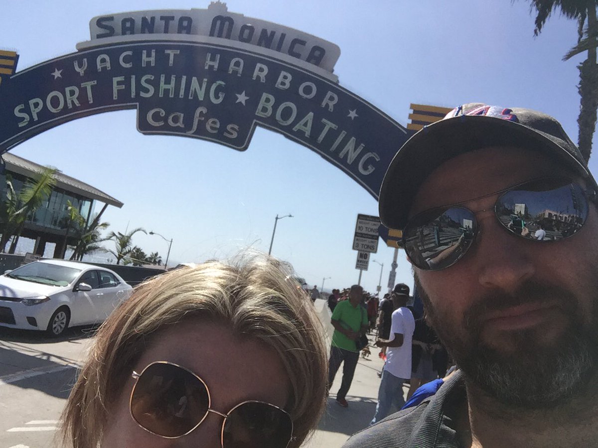sugarnspicespa's tweet photo. #BOLDconference fun in the sun!!! @mindbodyonline #typicalselfie https://t.co/NJLNbMtdKR