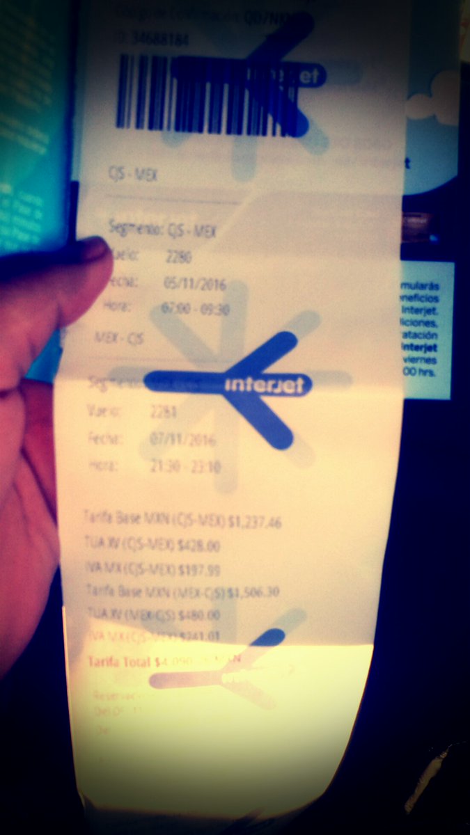 SenoraGatos15's tweet photo. Todo listo para treparme al avión!! Esperando el 6 de noviembre con ansias!!! @manu_negrete @LuchoAguilera96 #ConciertoManuYLucho https://t.co/DW0Y2Yc7sx