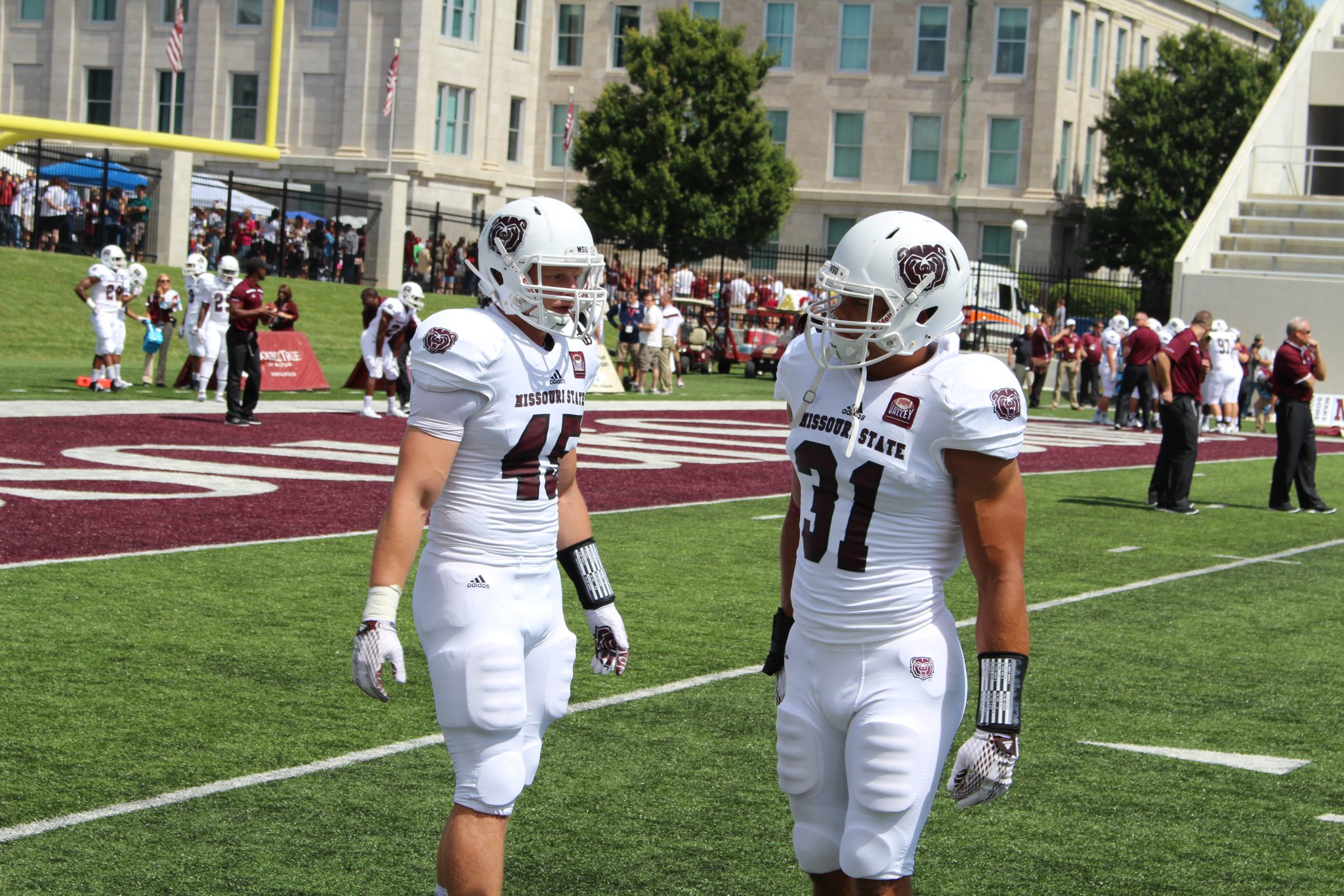 CtzUhM-VIAABkl-.jpg:large