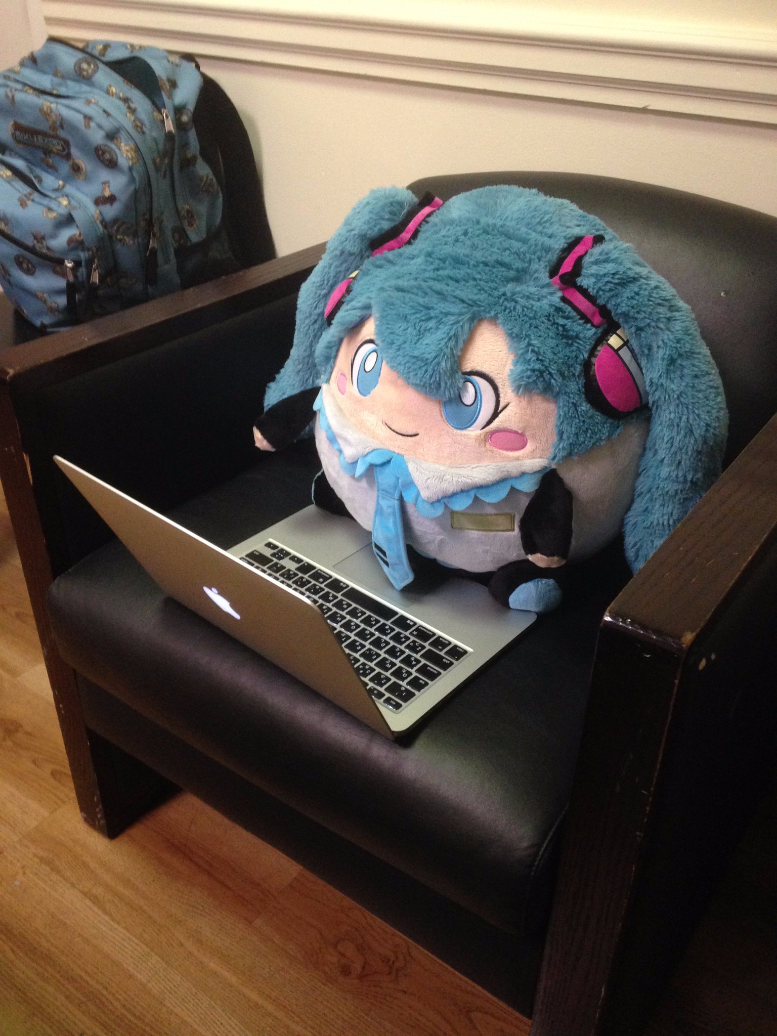 miku squishable