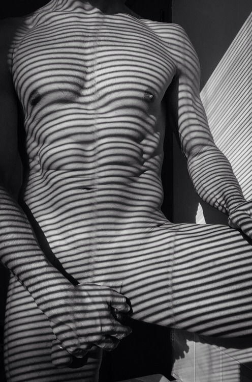 silver92569's tweet photo. Luz y sombra @Ktmr_W @ddlwood73 https://t.co/uSDbPzPM6T