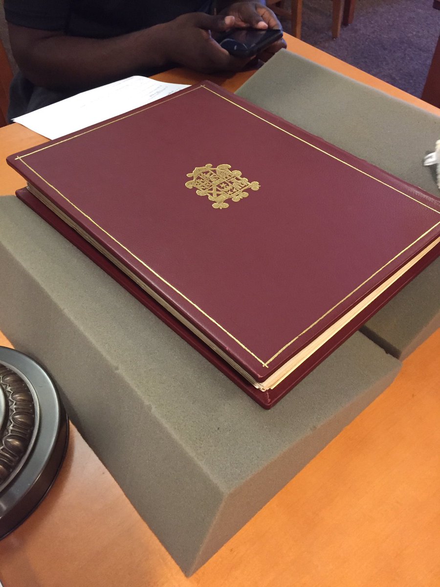 emily_mcd's tweet photo. Had fun checking out special collections on Friday! @HoTTiesTweeting @FSULibrary #groupsix #fsuspc https://t.co/kW5NvdYIAM