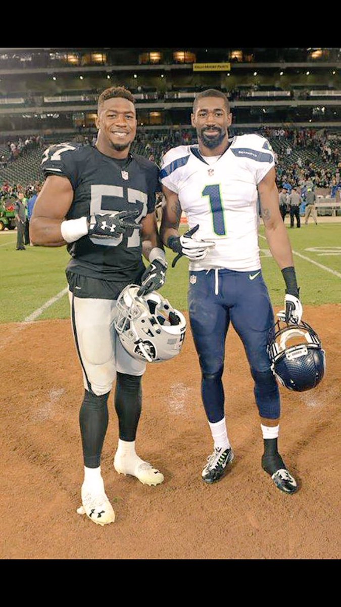 Tmatthews16's tweet photo. Big S/O To Both Of My Bro's Doing It Big. Both Of Them Got The W This Week @agentdre0019 and @5_cbear #CSURams #NextLevelRams https://t.co/8ACO8gfBoY