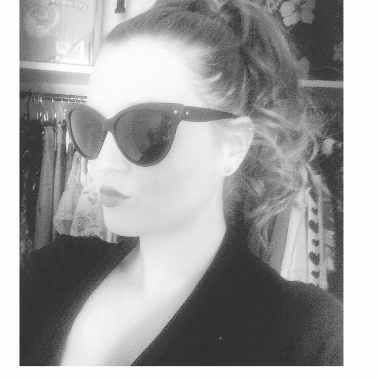 LauraDevon2's tweet image. These are all @rainbow_smile_x THEY ARE NOT ME. I am so sorry everyone