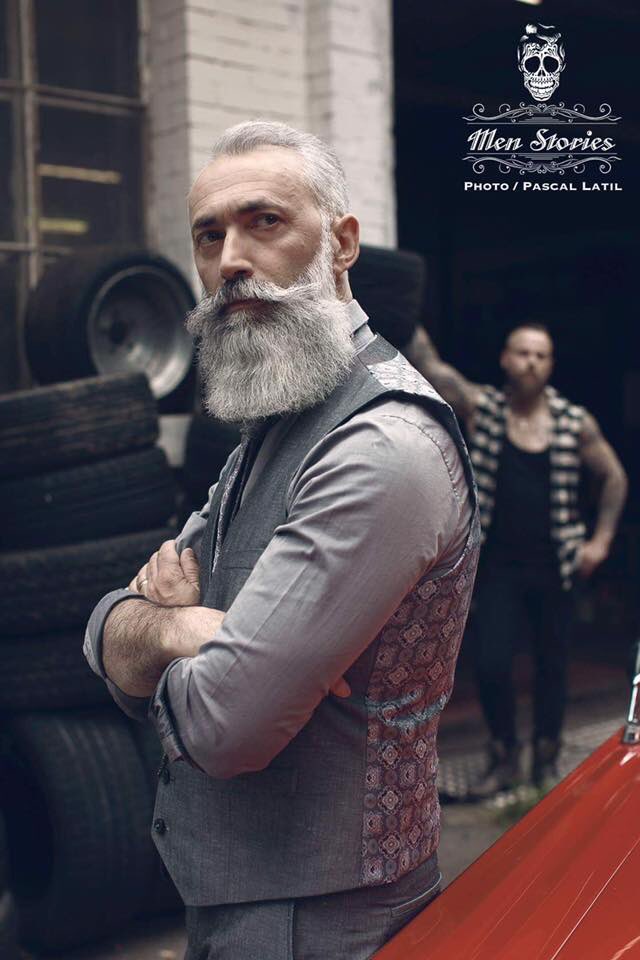 men_stories's tweet photo. 💈💈#Men_Stories la collection Vintage #beards #BeardTweet #vintagestyle #menshairstyle #barbier 💈💈 https://t.co/3uvqRKiFcX