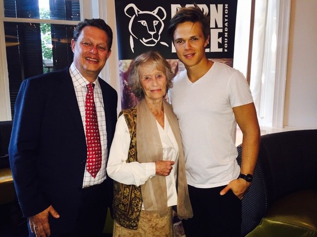 DanOlsenMusic's tweet photo. Honoured to perform at @BFFoundation VIP film screening🎶 Thanks #VirginiaMcKenna and family #WillTravers #ShirleyGallaghan @StuartWatts1lon https://t.co/JiqJD8qgbE
