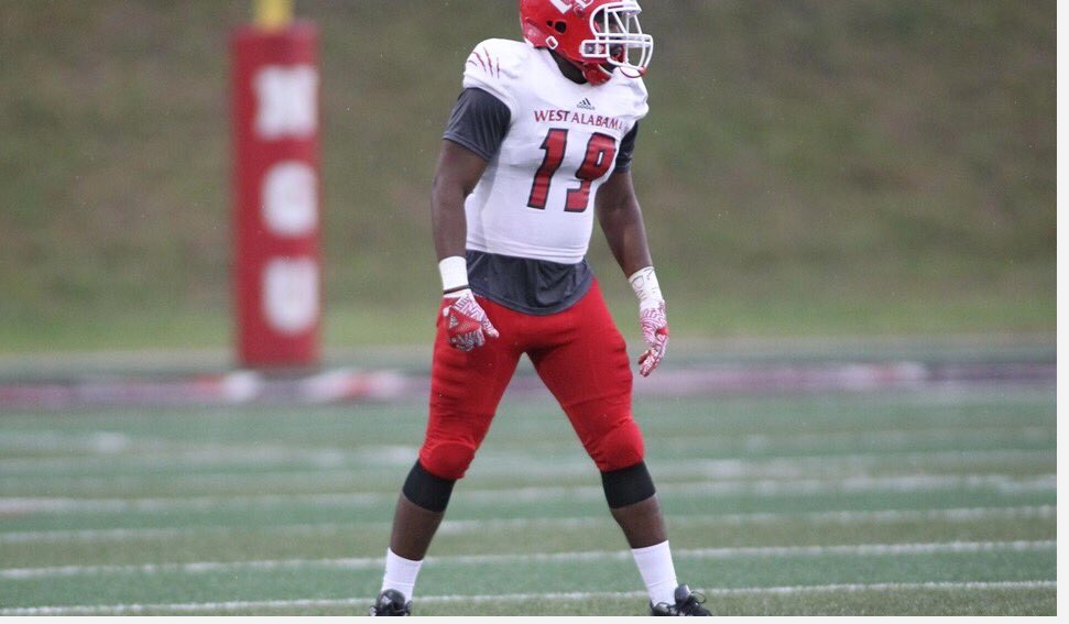 CoachRAPinilla's tweet image. Congratulations @uwa_football #FrontFour #FIDO #DariusEllis #DLineSwag @GulfSouth Defensive Player of the Week #WinT.H.E.Day #Brotherhood