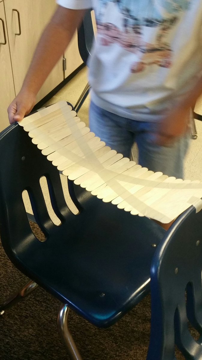 wsryan3rdgrade's tweet image. Popsicle Stick Bridge STEM challenge- 1st place winner with the ability to hold 375 grams!!!! @WSRyan_DISD #wsryanSTEMjourney