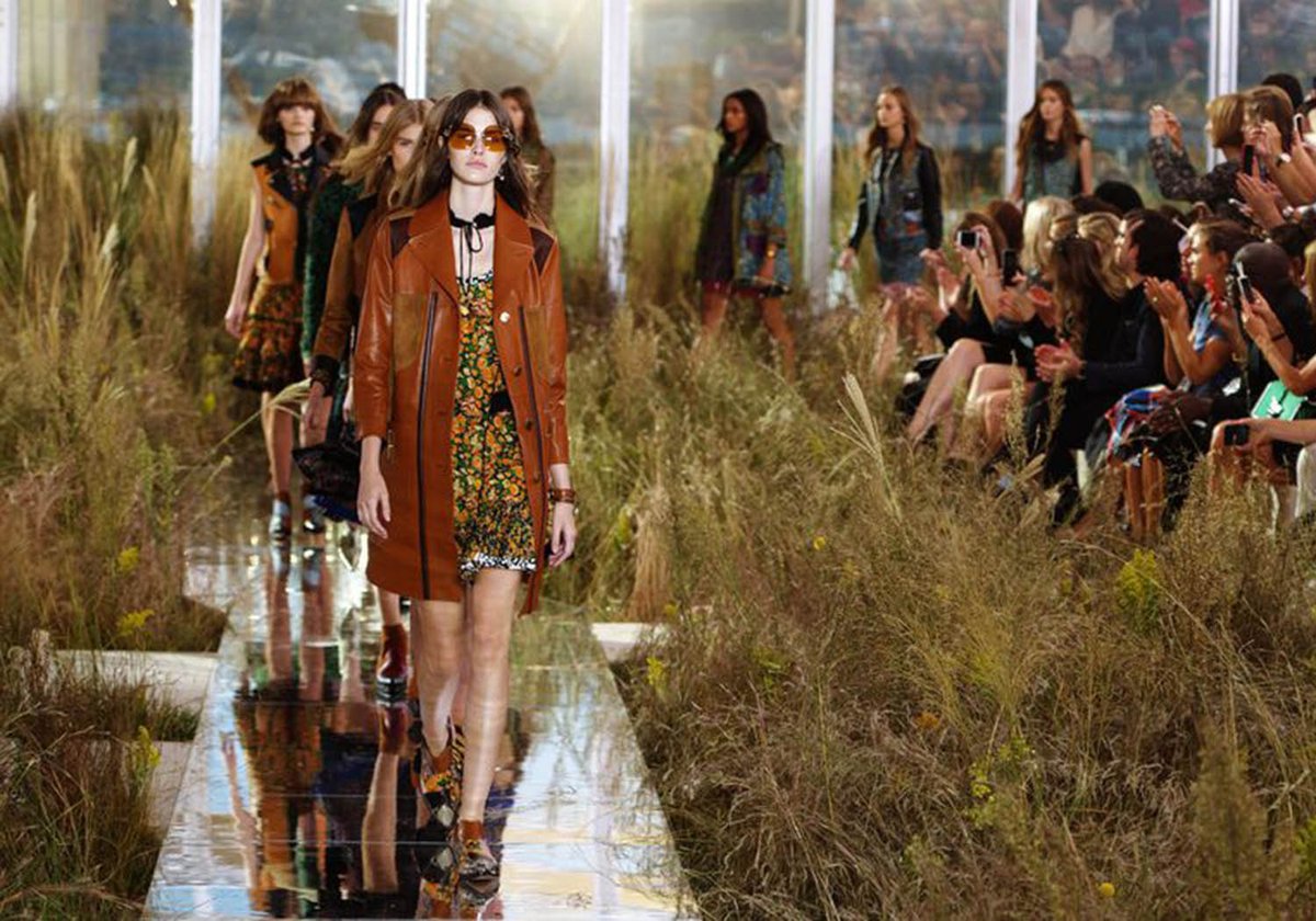 CreativeEngNYC's tweet photo. Laurel & Wolf revisits favorite runways of fashion weeks past, including#Coach SS16 #fabrication #MadeByCreativeNYC
https://t.co/ikLxwHjGyP https://t.co/Ihl2thWh3h