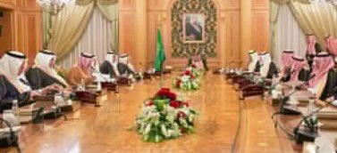 almlllk's tweet photo. #خادم_الحرمين_الشريفين يرأس الاجتماع الخامس لمجلس أمناء مكتبة الملك فهد الوطنية في دورته التاسعة

#السعودية
#دام_عزك_ياوطن https://t.co/HKg4chyH7L