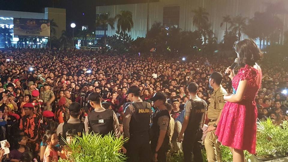 Penontonnya slalu full #LestiDiRokanHuluRIAU