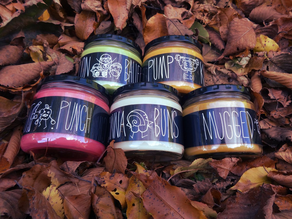 WitWicks's tweet photo. Fall is here! #witwicks #falldecor #halloween #hoodieweather #handmade #smallbusiness https://t.co/TkDtV1wUvX
