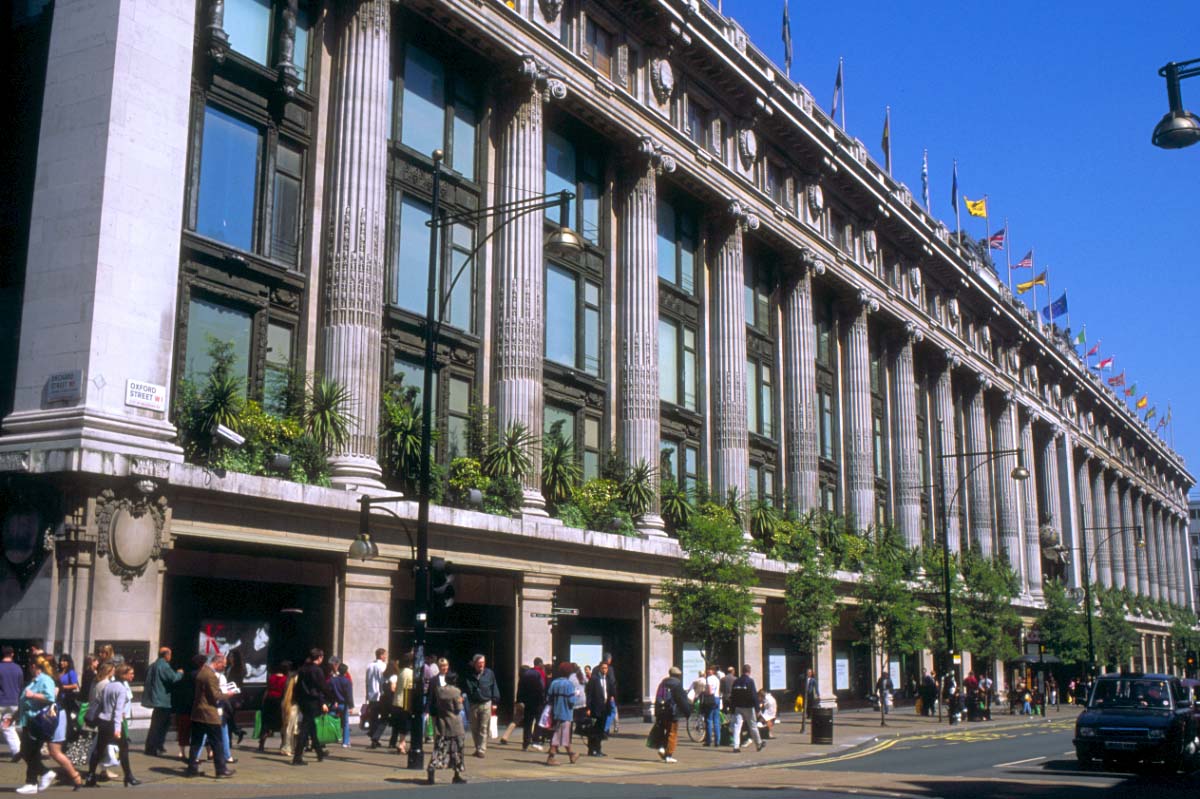 SweettGroup's tweet photo. Take a look at our profile for #PM and #QS project Selfridges Chiller &amp; Lift Replacement | https://t.co/E2B80pEqhC | https://t.co/nY419GEoLZ