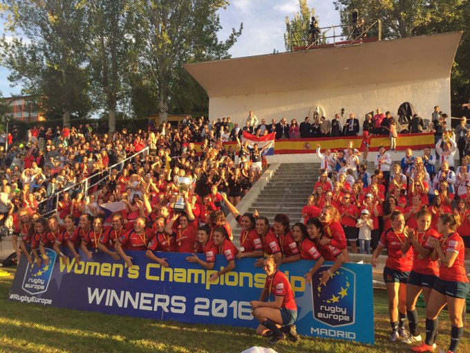 Increíble lo de las <a href="/leonasrugby/">Spain Women's Rugby</a>
Nuevas campeonas de Europa!
Enhorabuena, el esfuerzo tiene su recompensa #REWC2016