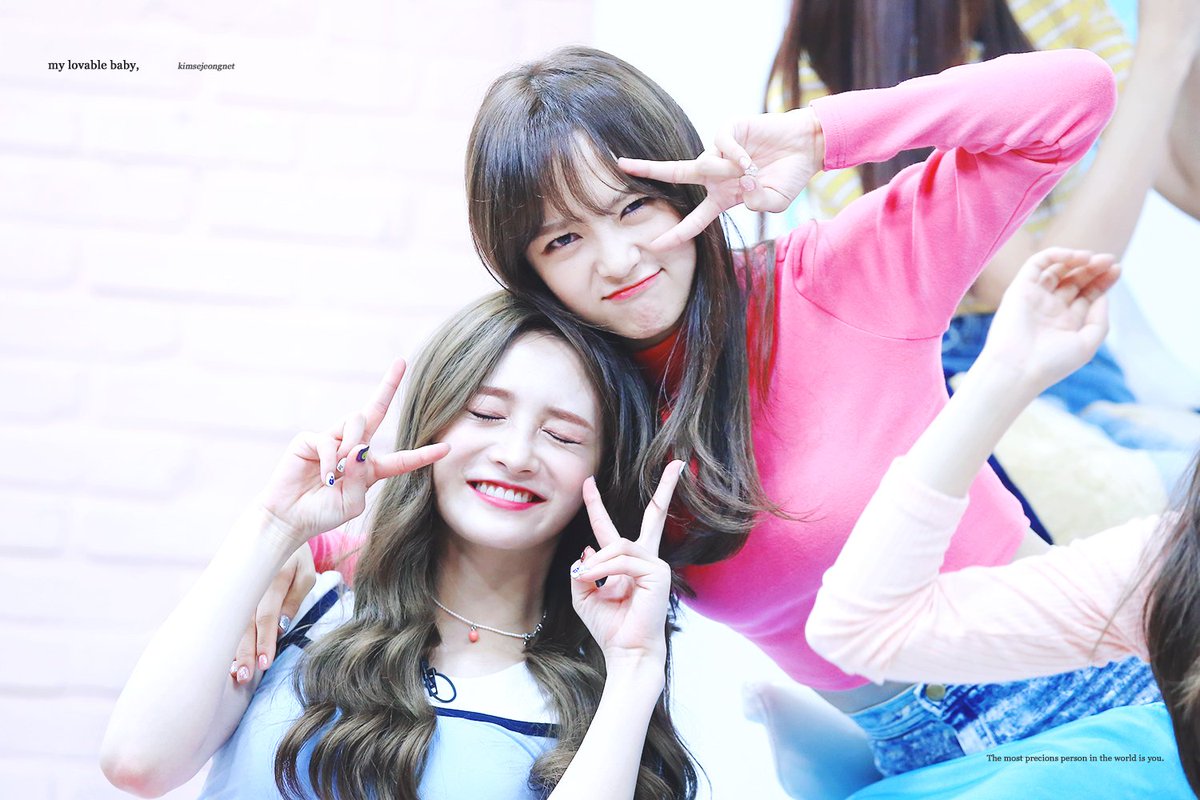 kimsejeongnet's tweet photo. 161017 #김세정 #주결경
아앙.. 우리오아이 우리 세결이지요..ㅜㅜ ❣️
https://t.co/ErlLtz83qm
https://t.co/VuWvoBD5KH https://t.co/n6cnFof8sS