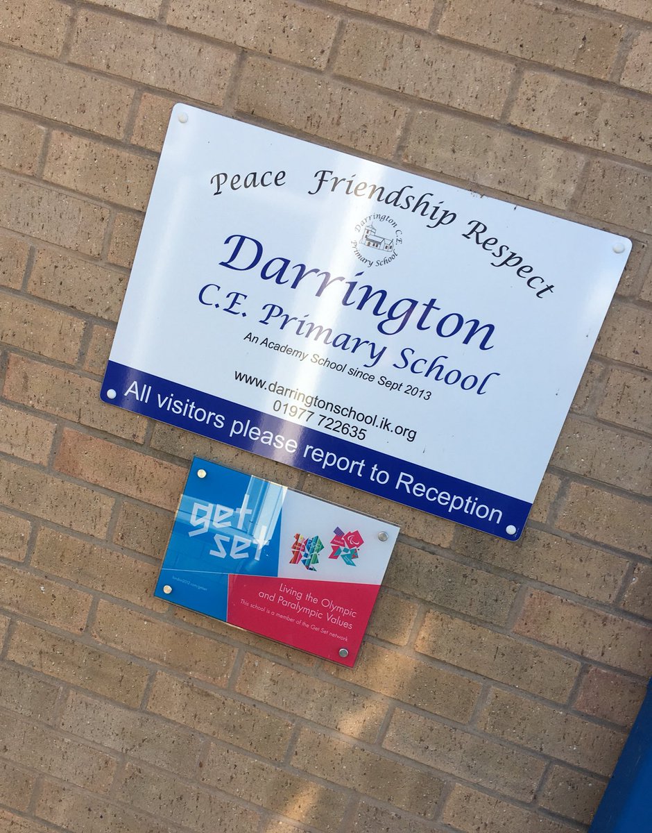 Last session at Darrington School for this half term .. Performance time!! #streetdance #perform #smile