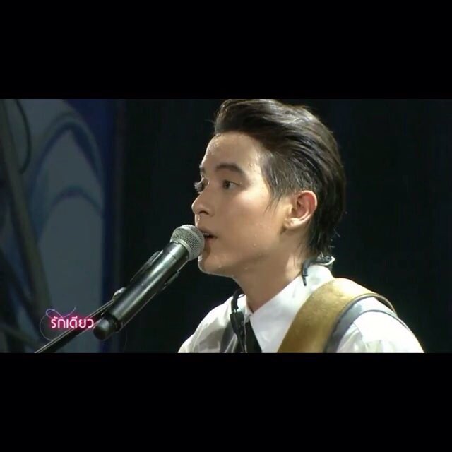 Noey_wirada's tweet photo. ย้อนดูแล้วยังชอบ ชอบมากชอบมากมากกกกก @Jirayu_jj #MagicJames #jirayu_jj #jamesji 💗🐵 https://t.co/4icpP4qbVk