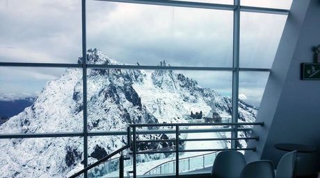 ElNacionalWeb's tweet photo. Las mejores fotos de la nevada en Mérida https://t.co/Y7KgTG3wZq   - https://t.co/o67eIEFh84