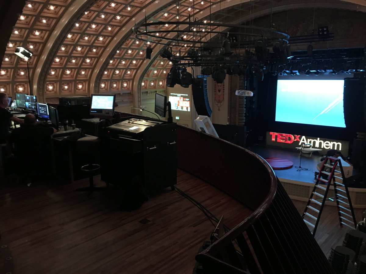 Onze mannen zijn gestart met de opbouw van de audiovisuele apparatuur bij <a href="/TEDxArnhem/">TEDxArnhem</a>! Morgen verzorgen wij tevens de livestream!