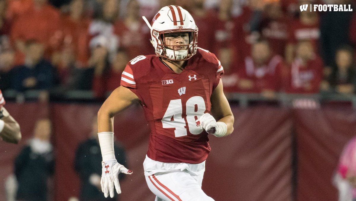 BadgerFootball's tweet photo. Career-high 15 tackles (11 solo), 3.5 TFL, 1 sack &amp; 1 forced fumble vs. No. 2 Ohio State.

Jack Cichy is Big Ten Defensive PoW! #OnWisconsin https://t.co/1CmSbQrA9w