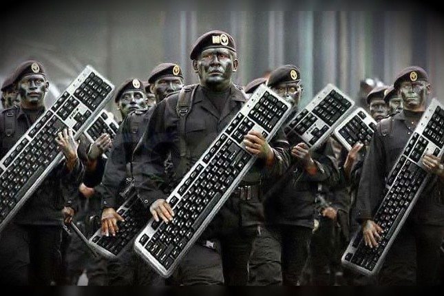 Siber_Bulten's tweet image. 'Klavye Delikanlıları sahaya indi' @mminhac @delikanliklavye 'nin düzenlediği meet-up izlenimlerini yazdı siberbulten.com/makale-analiz/…