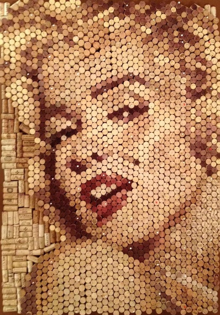 ScottsdaleToDo's tweet photo. Monday w #MarilynMonroe SeXy #wine https://t.co/Pbg2hWwLkD