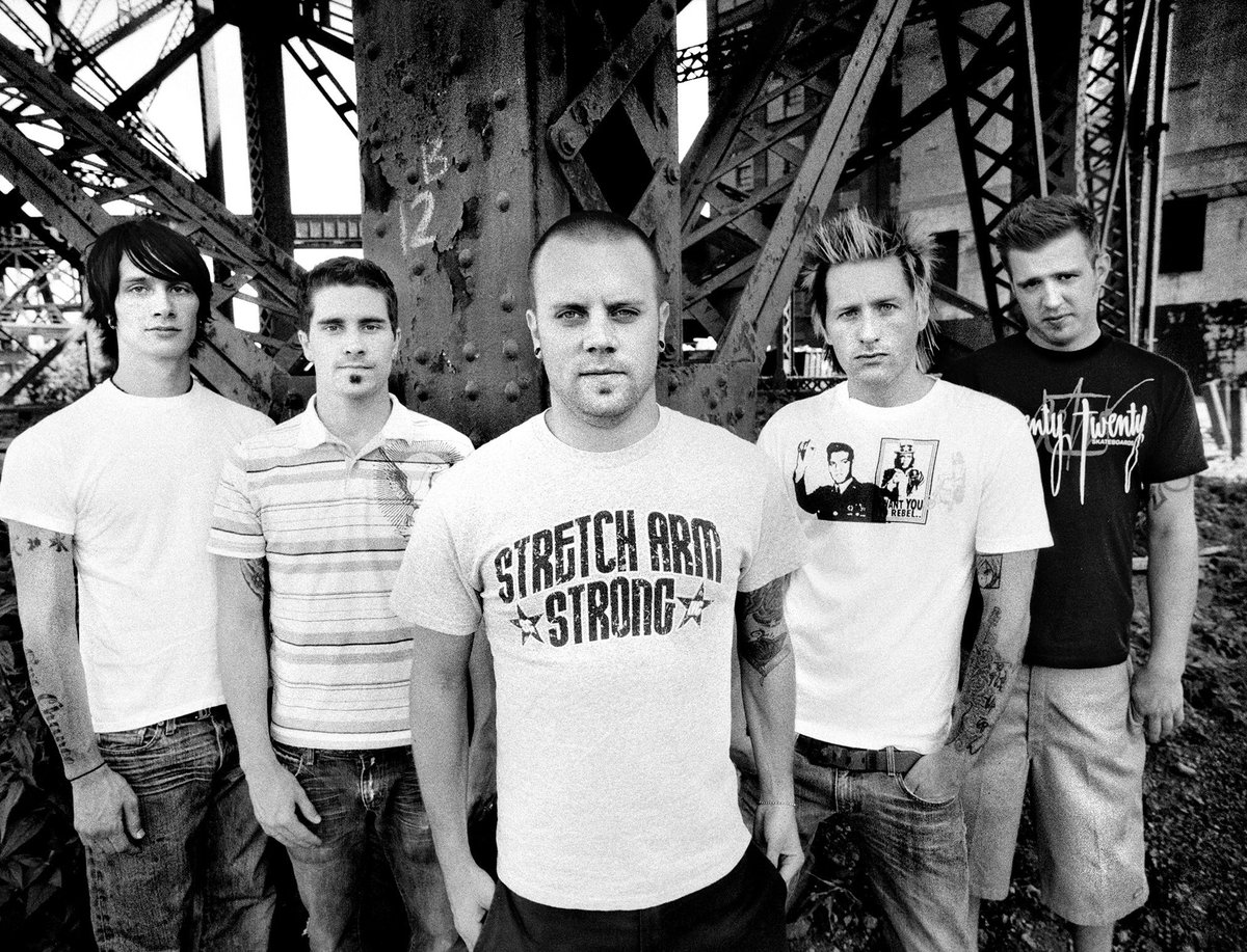 Avenue музыкальная группа. Story of the year antidote. Story of the year обложки альбомов. Story of the year 2003 фото группы. Группа story of the year.