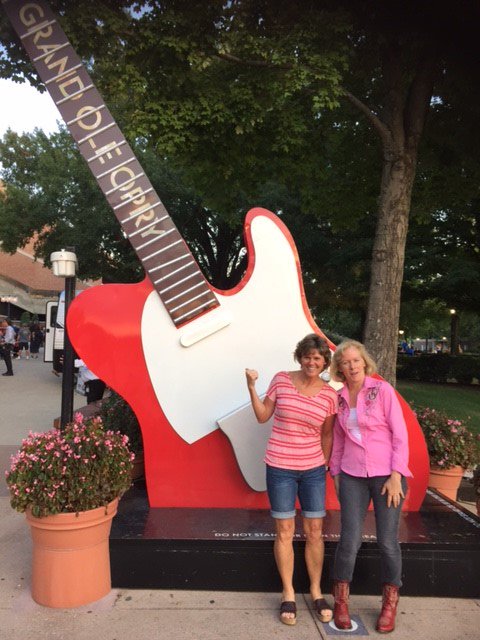 First of many stops in #Nashville for <a href="/pkcullen/">Patti Cullen</a>, Chris Boldt, Mary Nell Zellner &amp; Sue Voigt! #LTCTN <a href="/GrandOleOpry/">Grand Ole Opry Fans</a>