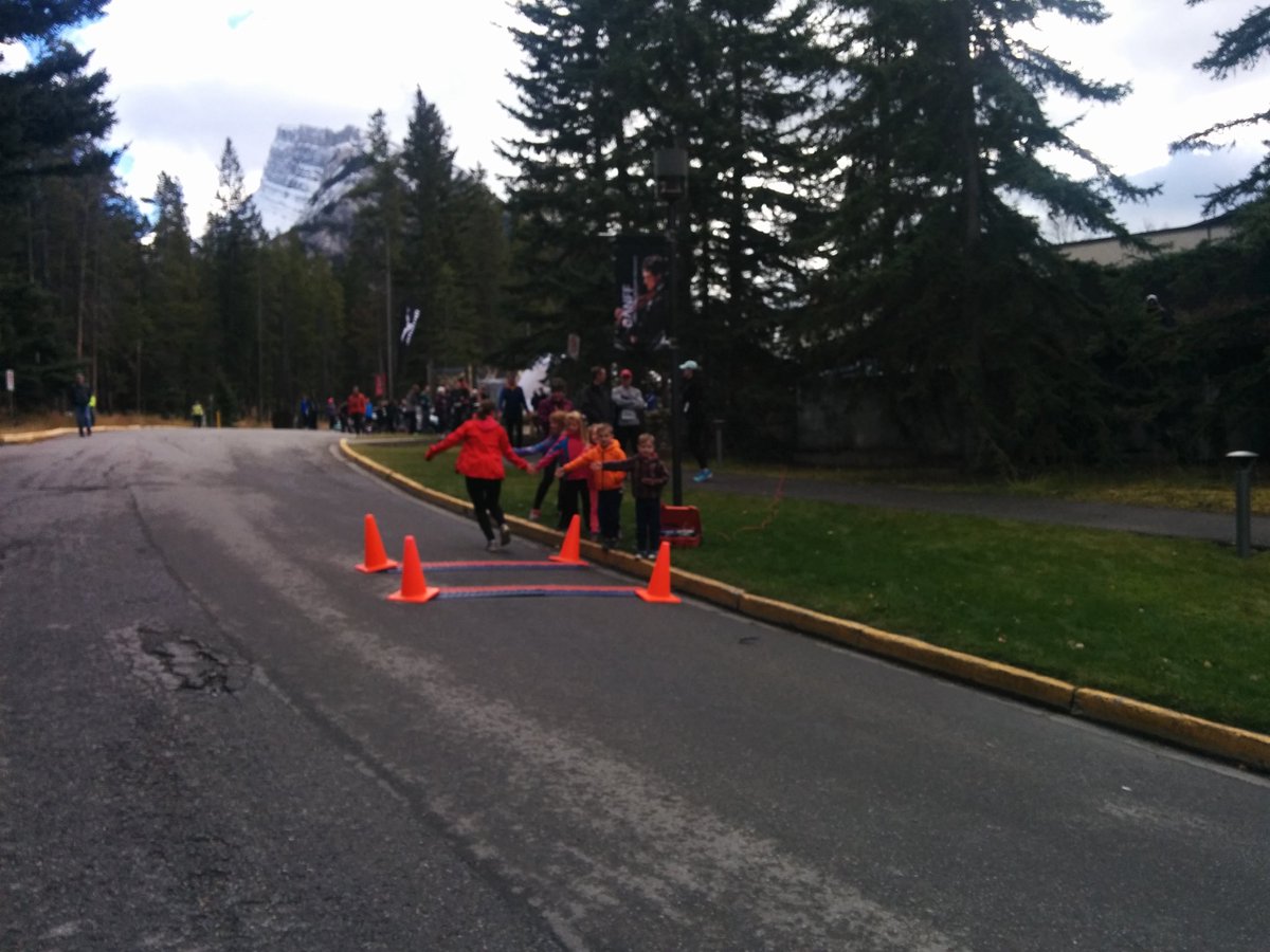 trevortombe's tweet photo. Nice cheer squad for @jenwinter_YYC at the Banff Ekiden! #IrrationalExpectations https://t.co/6FS618w8gD