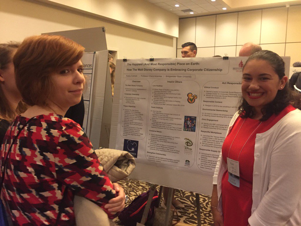 bsuhonors's tweet image. Honors student Kasey Andrade getting lots of questions on her research #bsulife #NCHC16