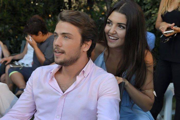 myknight_tas's tweet photo. HandeVeTolgalı Filmİstiyoruz https://t.co/jZz07MMJsy