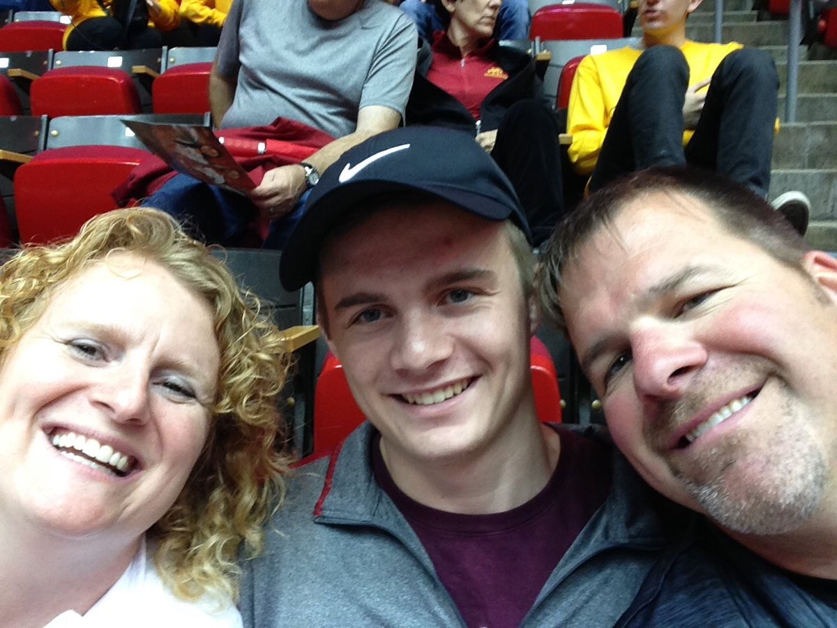 adogn4kids's tweet photo. #CycloneVB https://t.co/Or9be5V4G7