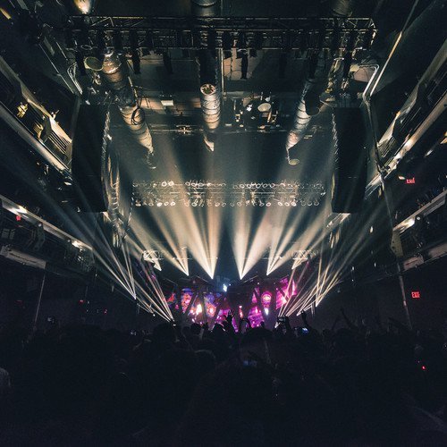 .<a href="/feedme/">Feed Me</a> premieres his remix of <a href="/deadmau5/">Goat lord</a> and <a href="/kaskade/">Kaskade</a>'s ‘Beneath with Me’ dncgastrnt.co/6pwm