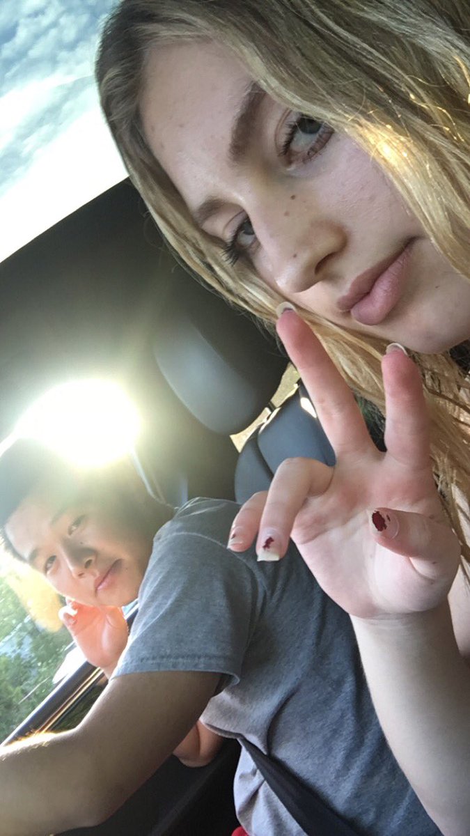 Erikaaa44's tweet photo. Happy birthday!!🎉🎉🎉 @robben_1015 Love you and miss you lots❤️ https://t.co/y1raX0Fg3e