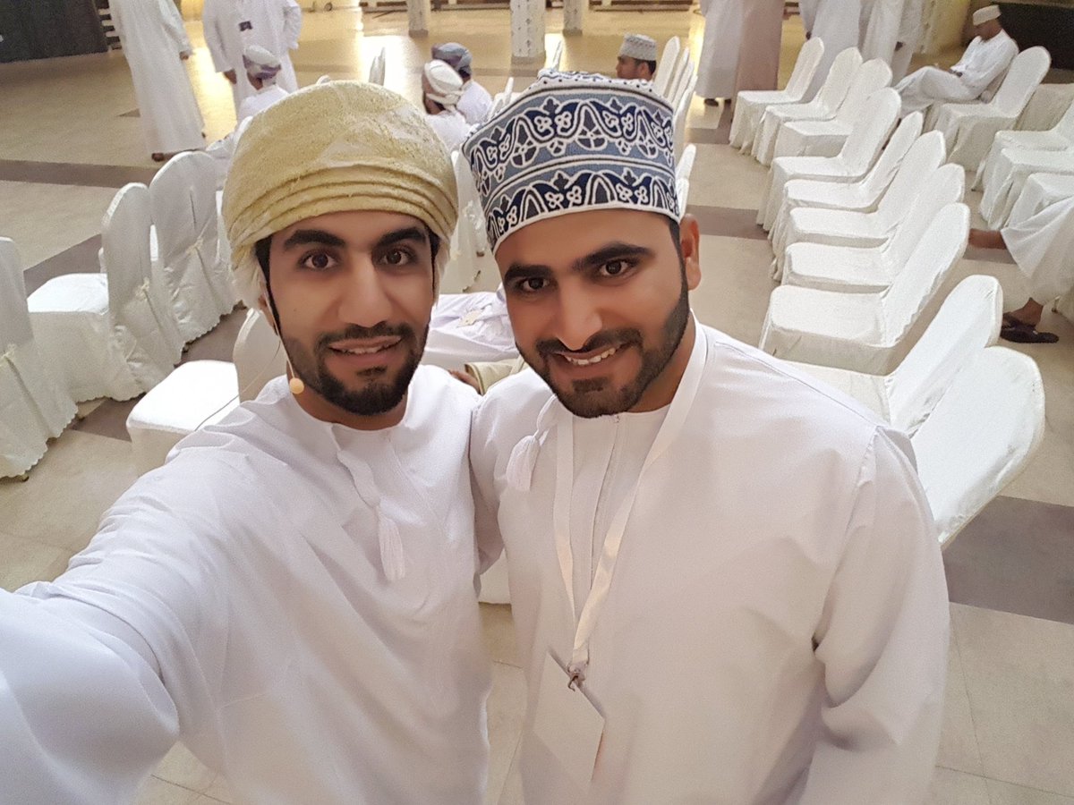 ialmukhtar's tweet photo. صور مذهلة جدا وفعالية كانت رااائعة بصحبة الأصدقاء
@Sultaneseq @7kma @SaidAlbusaidi @MuneerAlSulaimi 

جمعنا @TedxFarq 
#تيدكس_فرق https://t.co/y2OFOlm4tD